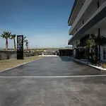 מלון Pm 4*