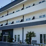 Hotel Pm 4*