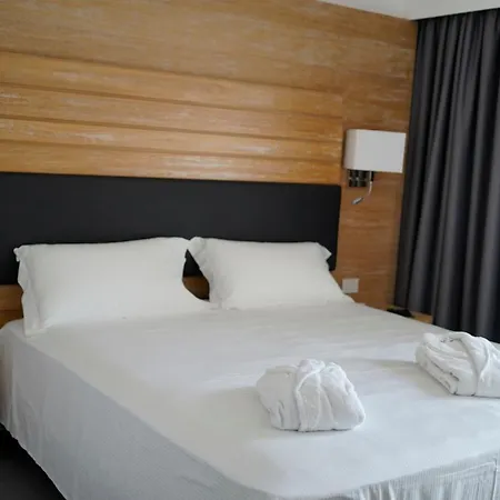 Hotel Pm 4*